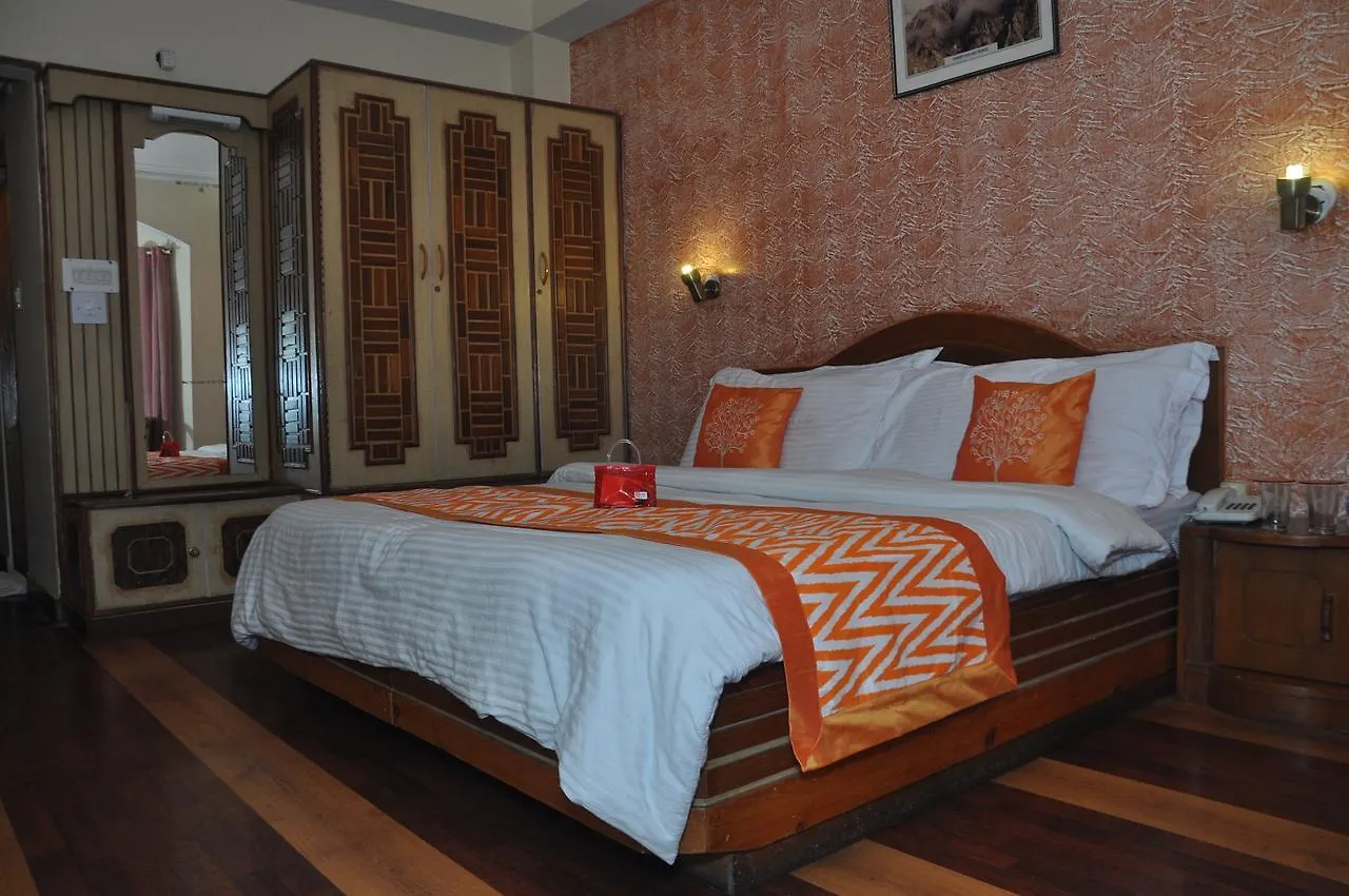 Hotel Silverine Shimla